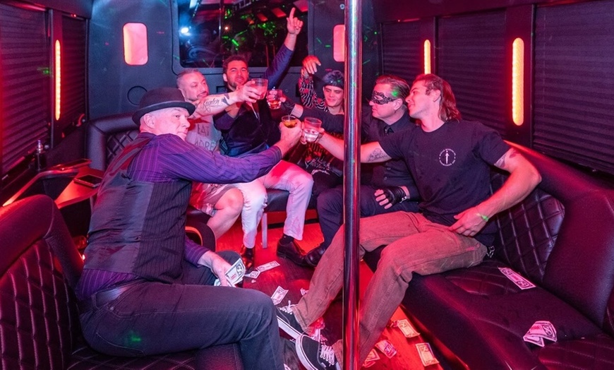 Image 3: VIP Yacht Party & Nightclub Access in Miami Beach