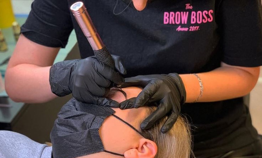 Image 4: Fabulous Brows: geef je wenkbrauwen een VIP-touch naar keuze