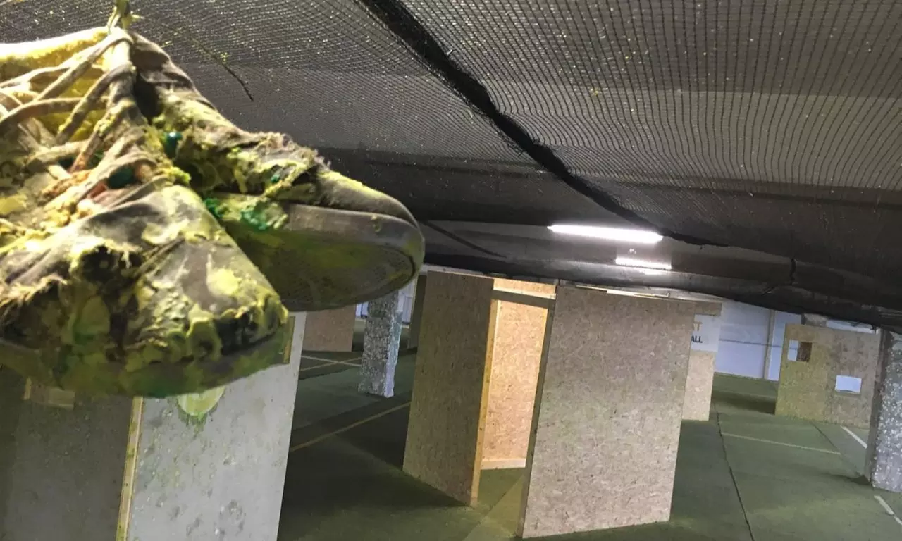 2 Std. Paintball mit Maske, Markierer und 200 Paints für 1 bis 4 Pers. bei Adrenalinpark.de (bis zu 51% sparen) - Second Medium