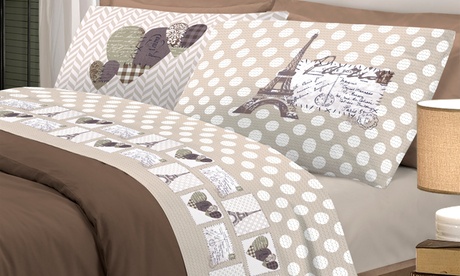 Completo letto, disponibile in 3 dimensioni e 4 colori