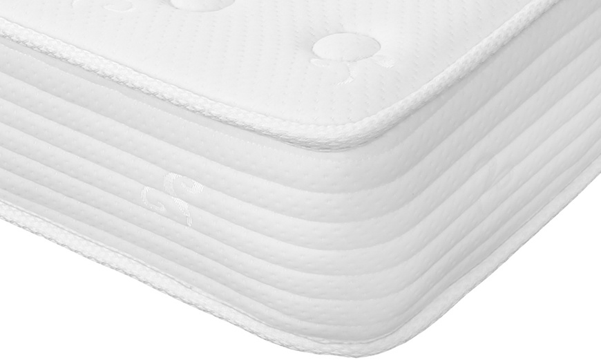 Image 9: Gude Night 20cm Deep Memory Foam Pocket Sprung Mattress