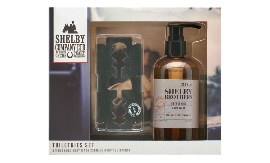 Image 2: Peaky Blinders-Themed Gift Set