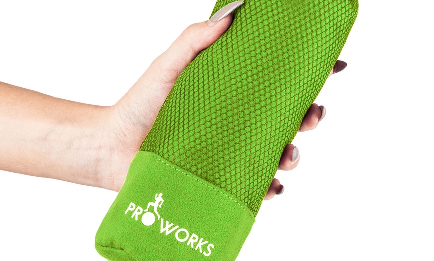 Image 34: Proworks Microfibre Towel