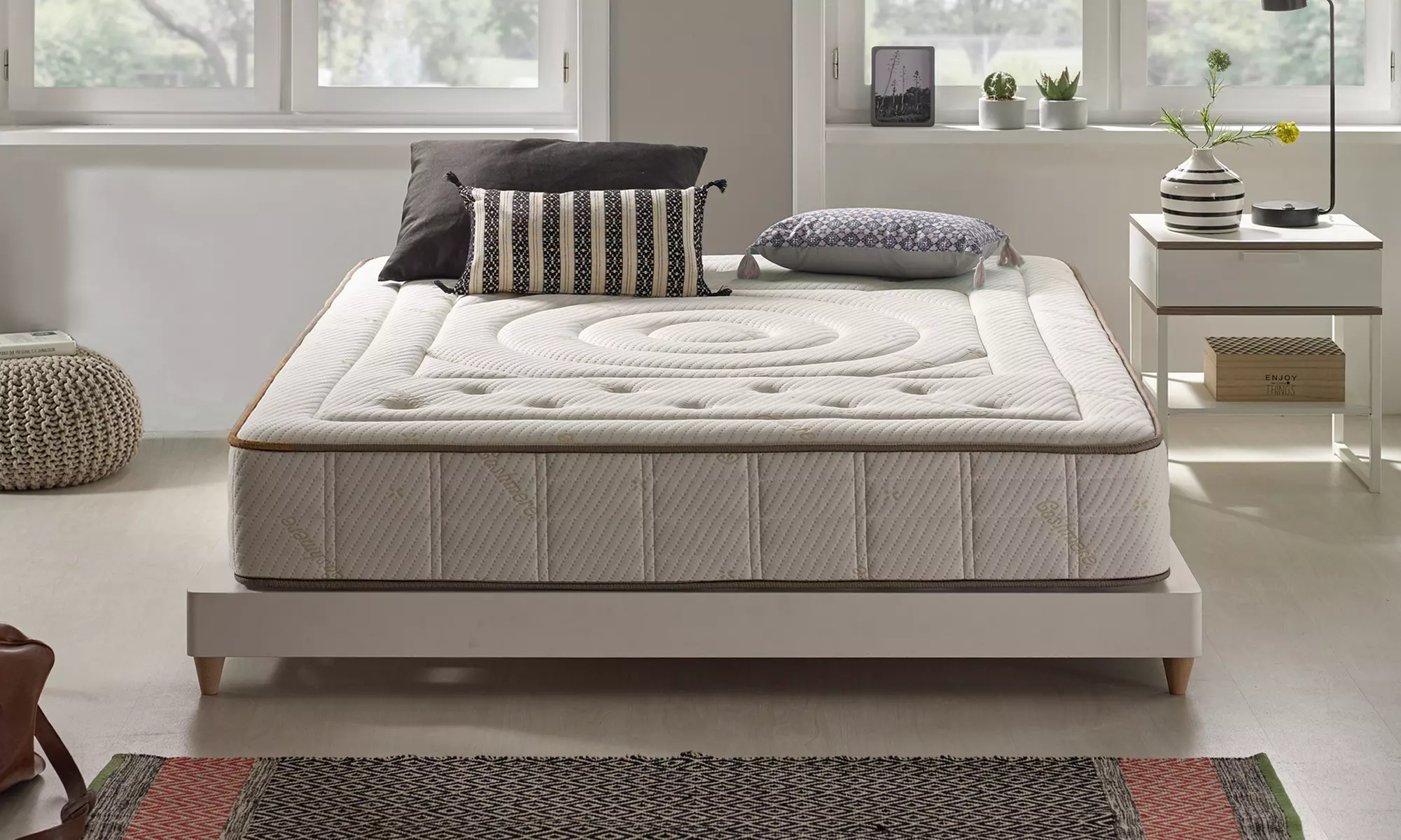 27cm Luxus-Wendematratze mit Kaschmirbezug, 12 Zonen & Visco-Gel-Technologie (H2/H3 Härtegrad)