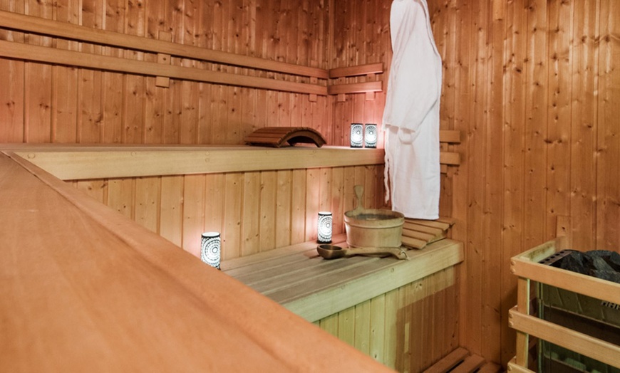 Image 5: Pakiet day spa relaksacyjny z masażem, jacuzzi i więcej 