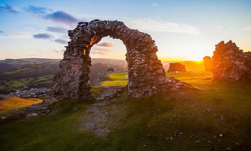 Image 2: Scenic North Wales: Overnight Sty with Breakfast and Dinner