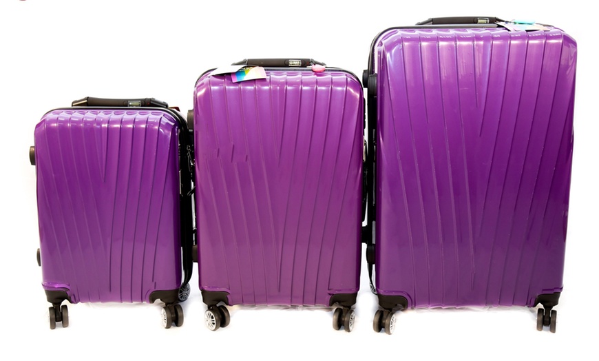 Image 49: Discovery Three-Piece Luggage