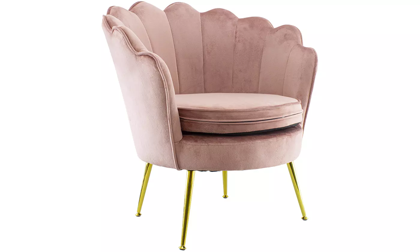 Poltrona con schienale a conchiglia