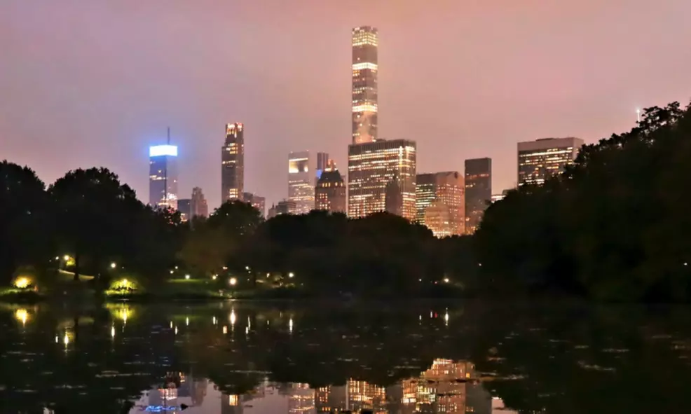Up to 15% Off on City Tour at Go Hybrid NYC - Second Medium