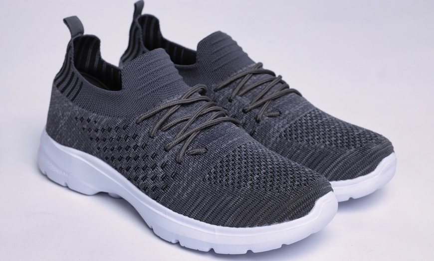 Image 20: Men's Sport and Running Trainers