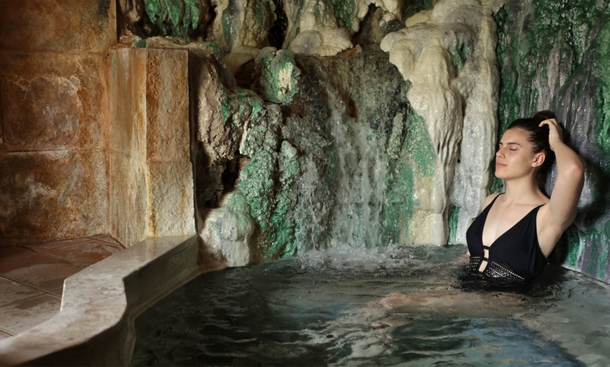 Image 7: Baño del Moro y la Mora para 2 en Balneario Alhama de Aragón