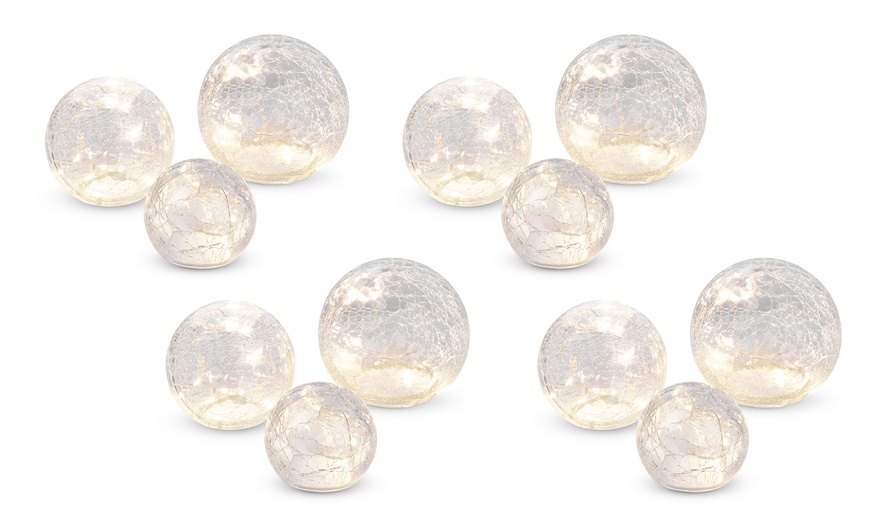 Image 9: Three-Piece LED Glass Crackle Orbs