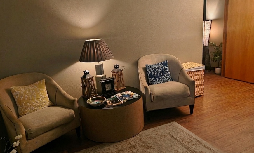 Image 3: 60- or 90-Min Customized Full Body Massage