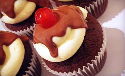 $10 for One Dozen Gourmet Cupcakes from 7 Little Cupcakes ($20 Value) - Primary Image