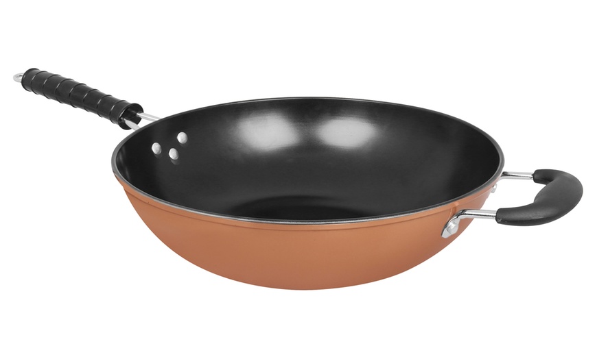 Image 1: 30cm Copper Non-Stick Wok