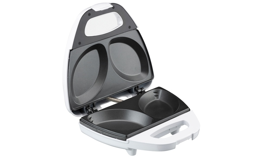 Image 4: Cooks Professional Omelette Maker