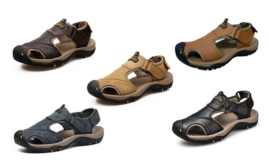 Image 1: Men's Closed Toe Breathable Sandals