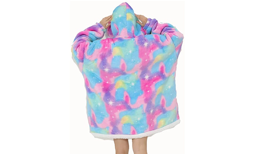 Image 11: Kids' Oversized Fluffy Hoodie Blanket