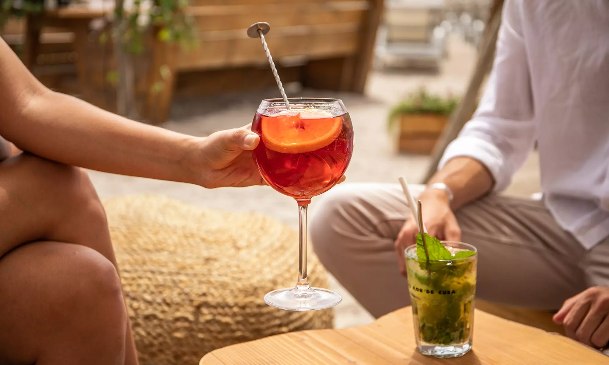 Journée plage privée à deux : détente privilégiée à Golfe-Juan