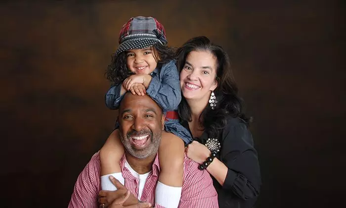 $15 for a Photo Shoot with 15 Prints from Portrait Simple ($140.80 Value) - Primary Image