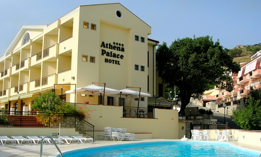 Image 3: Calabria: 7 notti con colazione e drink di benvenuto