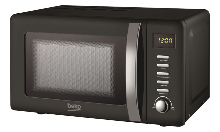 Image 3: Beko Retro Microwave