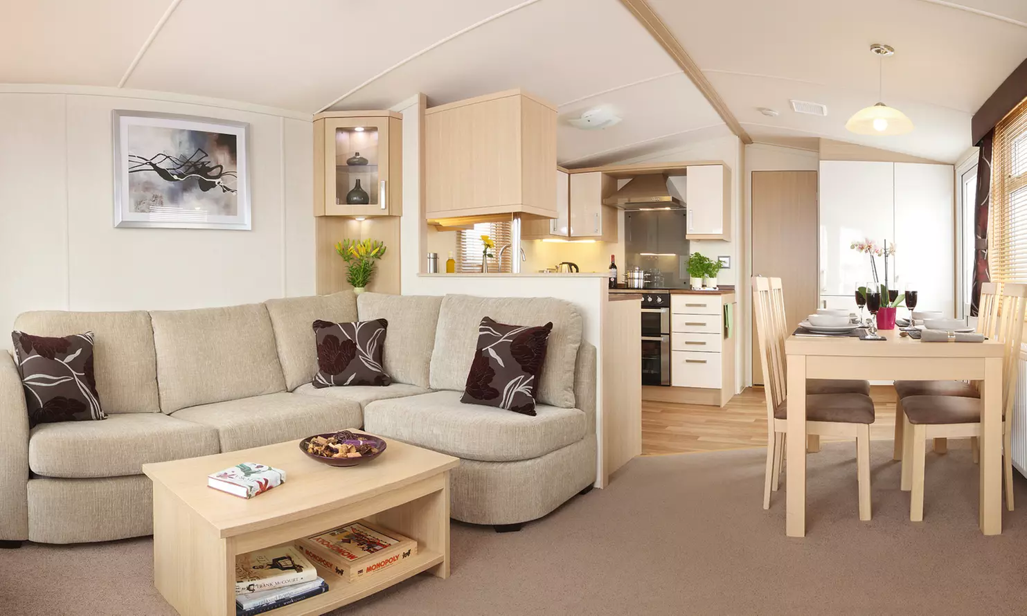 Luxury Getaway to Devon Awaits: Holiday Home for Up to Six or Eight.