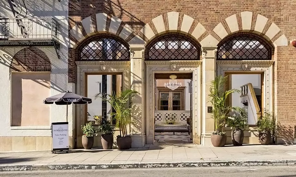Stay at Hotel Normandie in Los Angeles, with Dates into December - Primary Image