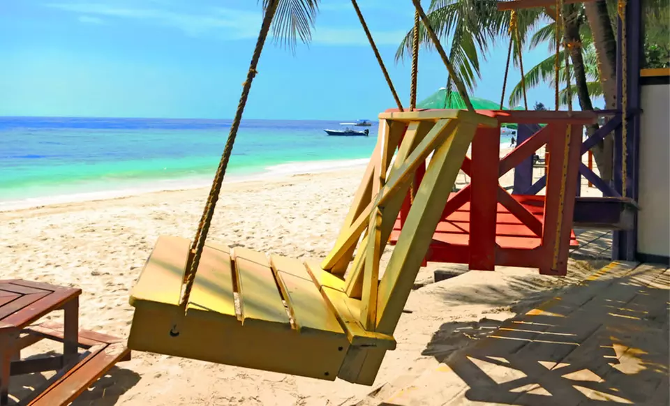 4- or 7-Night Stay with Airport Transfers and Paddleboarding Lesson at Island Pearl Resort on Roatán Island, Honduras - Primary Image