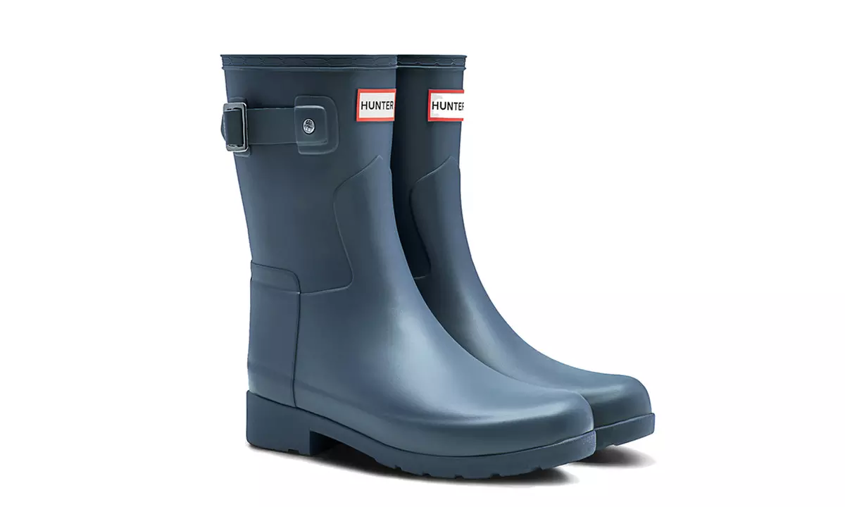 レインブーツ HUNTER WOMEN Refined Eyelet Buckle Short Rain Boots Skimming HUNTER WOMEN Refined Eyelet Buckle Short Rain Boots Skimming