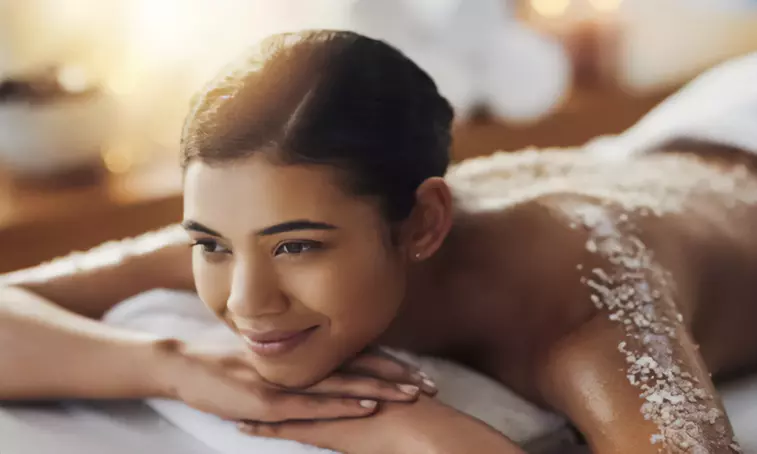 Rituel cocooning de Noël d'1h20 ou parenthèse enchantée d'1h30 : soins détente au choix (jusqu'à 55% de remise) - Primary Image