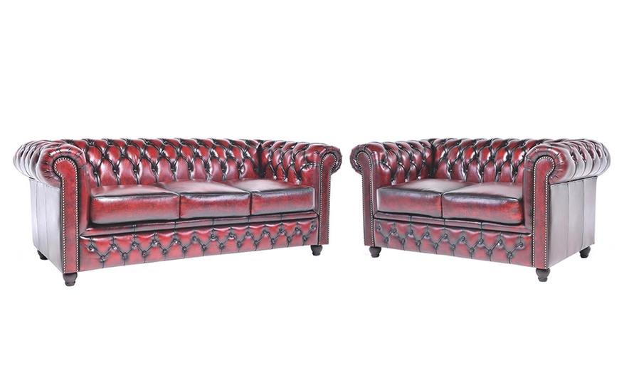 Image 50: Sofas Chesterfield en cuir authentiques 