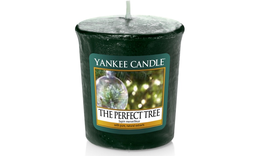 Image 13: Yankee Candle Votive Candles