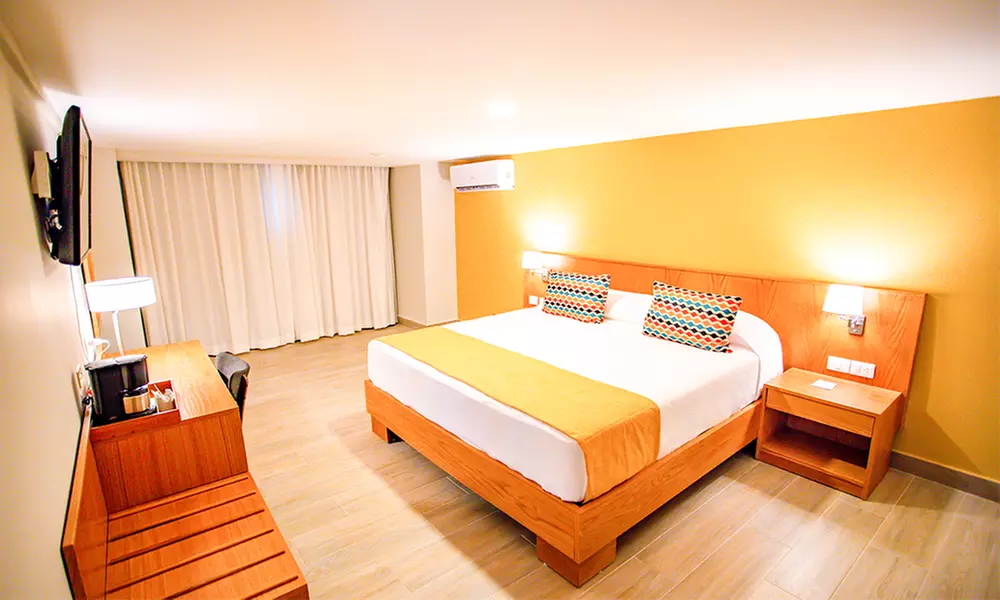 ✈ 3 or 5-Night Dominican Republic Vacation with Hotels and Air