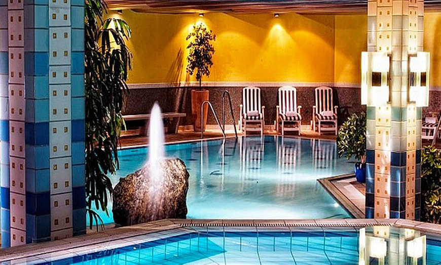 Image 3: Baden-Baden - 4* inkl. Dinner & Wellness