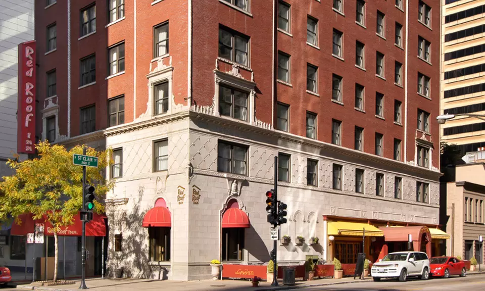 Stay at Red Roof Inn Chicago Downtown Magnificent Mile in Chicago, with Dates into October - Second Medium