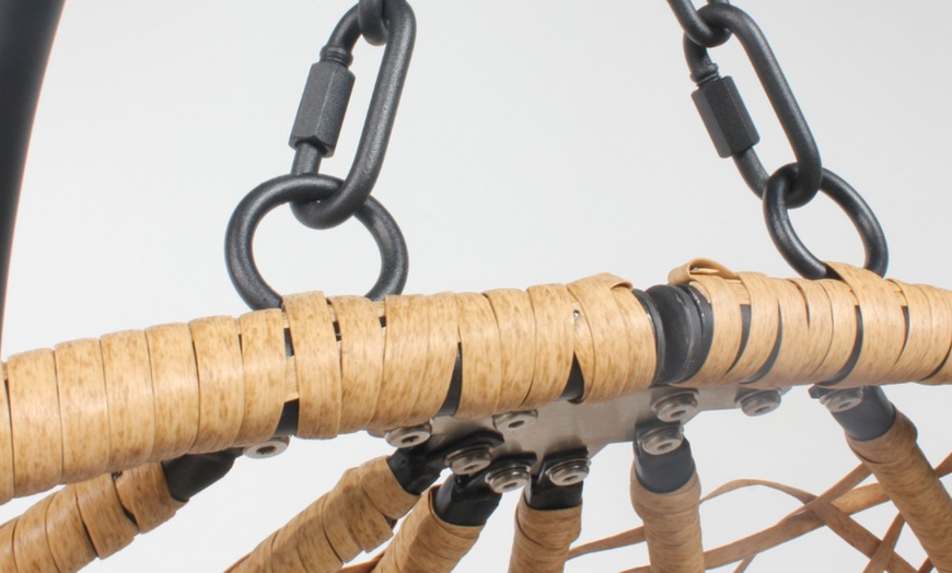 Image 4: Fauteuil suspendu effet rotin "Lima" de Kocoon