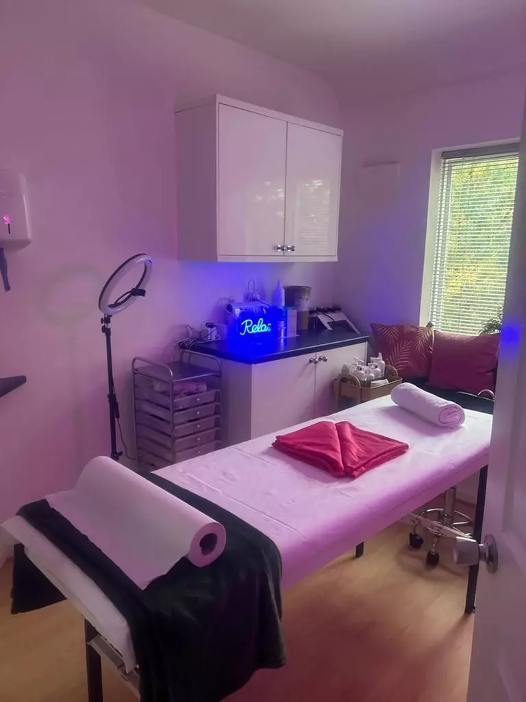 Up to 58% Off on Eyebrow Tinting at Relax Beauty