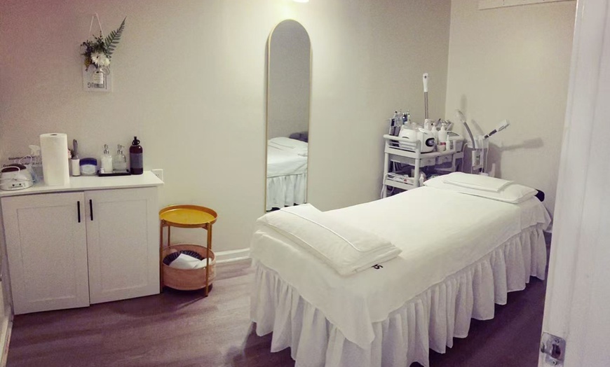 Image 4: Immerse in Tranquility with Tailored Spa Packages and Couples Massages