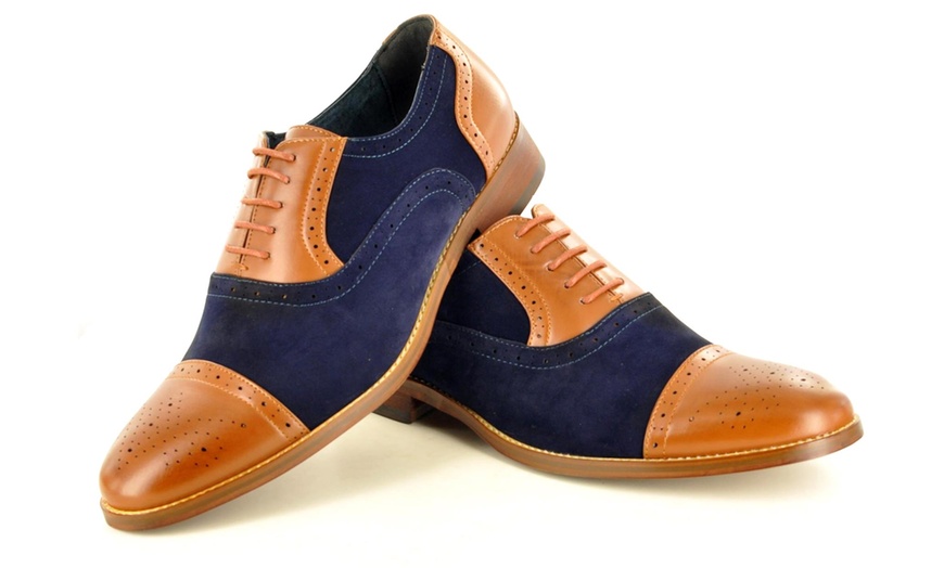 Image 14: Two-Tone Men's Brogue Shoes