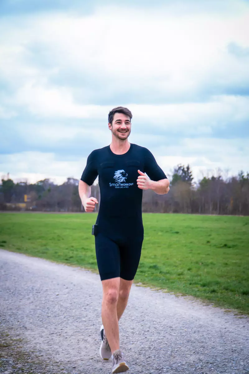 EMS-Training bei 123fit Lübecker Straße (bis zu 73% sparen) - Second Medium