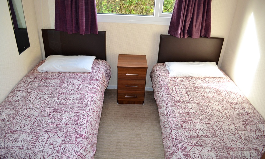 Image 5: Cardigan Bay Retreat