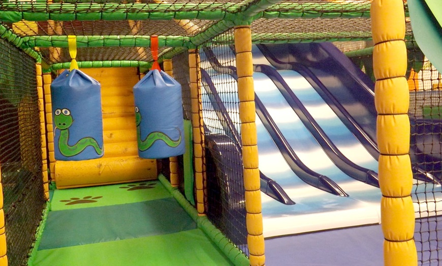 Image 2: Kids Soft Play Party