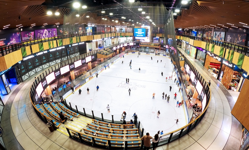 Image 4: Two-Hour Ice Skating Session at Sport Society