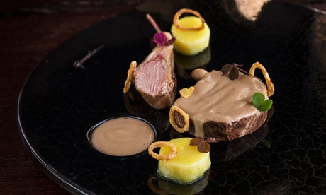 Menu au choix pour 2 convives par le chef Cédric Béchade dès 79,90 € au restaurant étoilé L'Auberge Basque