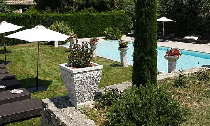 Bouches-du-Rhône : 1 ou 2 nuits avec petit-déjeuner et menu découverte