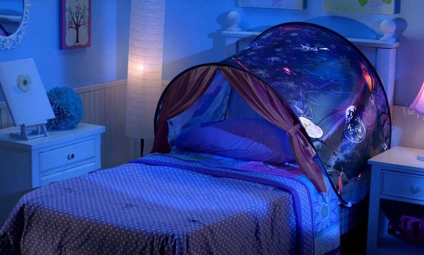 Image 3: Fun Pop-Up Bed Canopy
