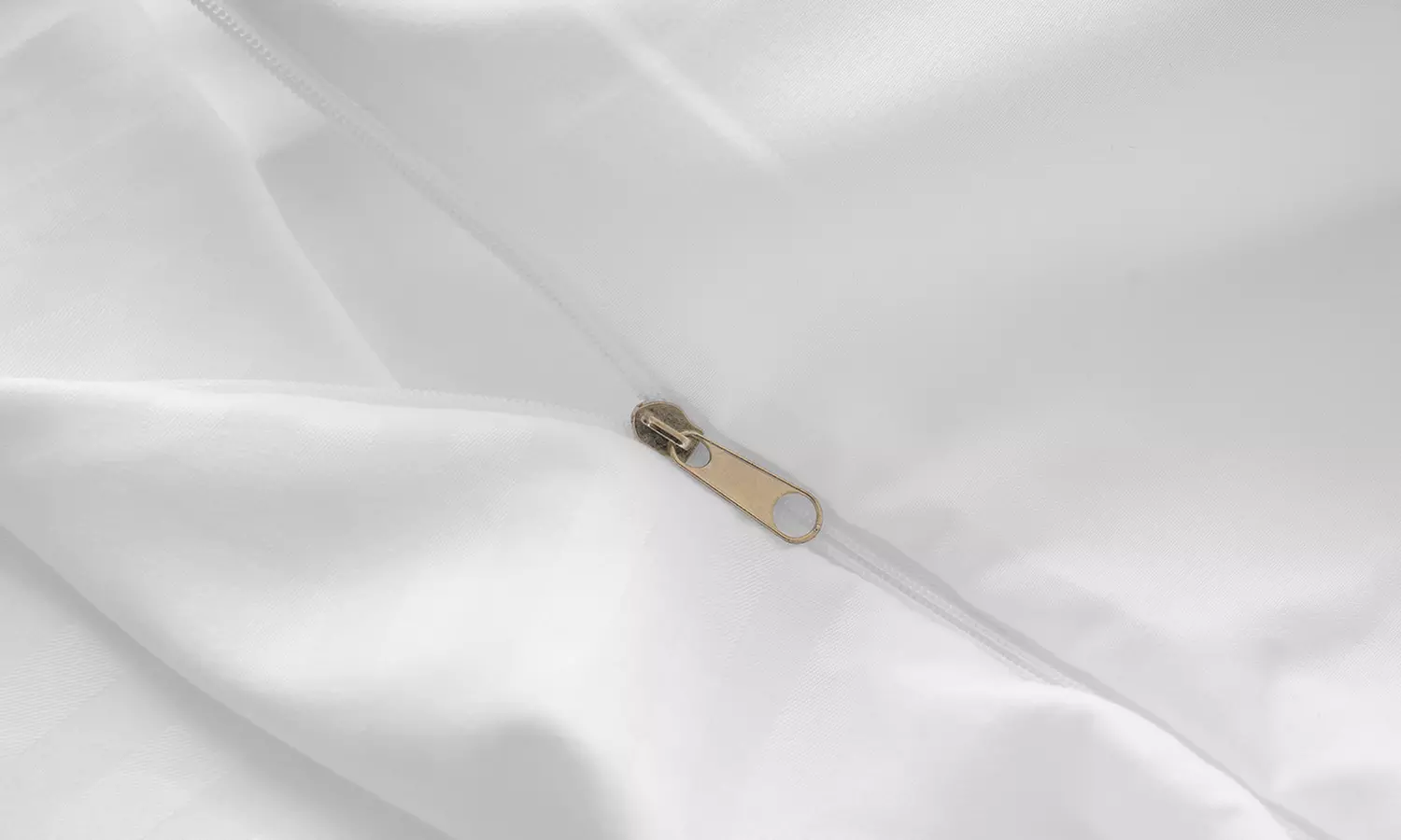 Three Pieces Stripe Duvet Cover Set With Two Pillowcases