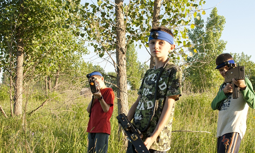 Image 2: Group Laser Tag