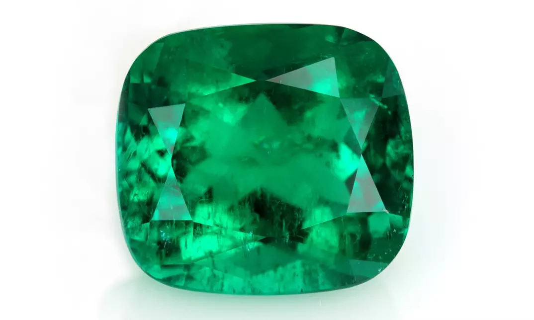 Loose 5.0 CTW Cushion-Cut Emerald Gemstone - Primary Image